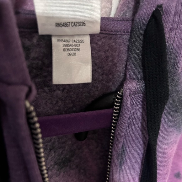 PINK Victoria's Secret Purple Tie-Dye Sweatsuit - Picture 7 of 14